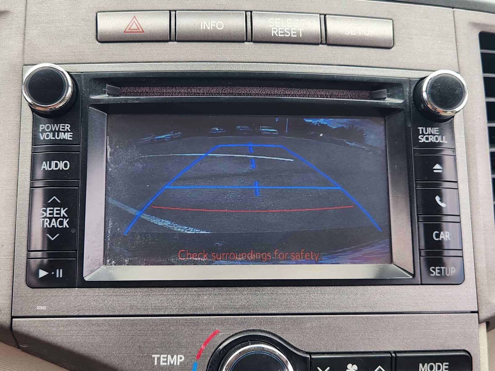Used 2013 Toyota Venza LE w/ LE Convenience Pkg FWD image 17