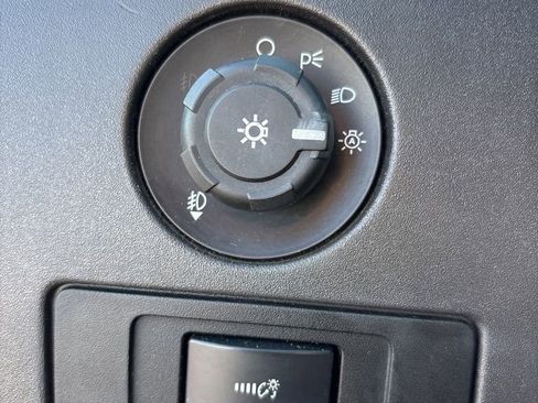 Used 2011 Ford F150 XLT image 15