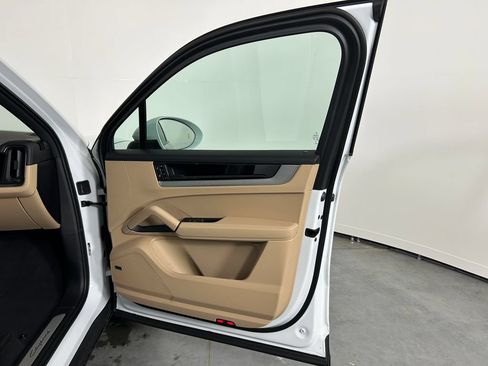 New 2026 Porsche Cayenne AWD/4WD image 24