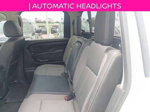 Used 2017 Nissan Titan S AWD/4WD image 8