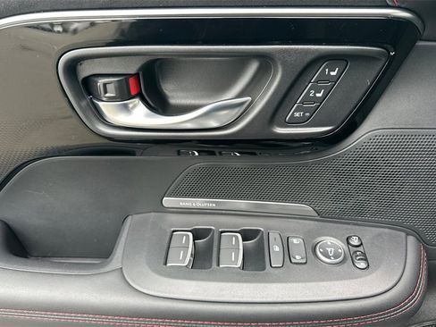 Certified 2025 Acura ADX A-Spec image 12