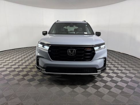 Used 2024 Honda Pilot TrailSport image 9