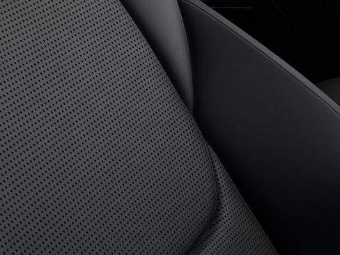 New 2027 Genesis GV70 2.5T Advanced AWD/4WD image 16