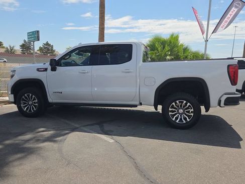Used 2021 GMC Sierra 1500 AT4 w/ AT4 Preferred Package AWD/4WD image 15