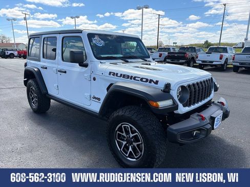 Used 2025 Jeep Wrangler Unlimited Rubicon AWD/4WD image 7