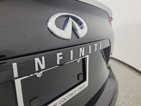 Certified 2025 INFINITI QX50 Luxe AWD/4WD image 5