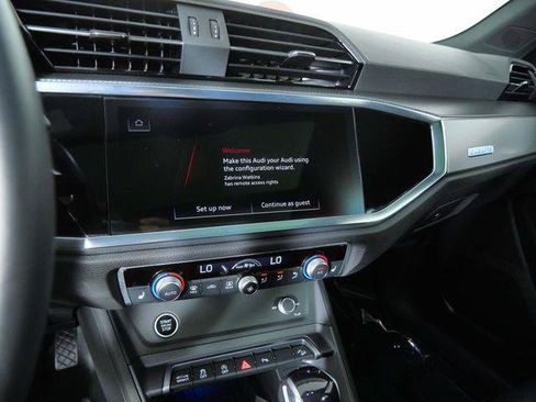Used 2023 Audi Q3 2.0T Premium Plus w/ Premium Plus Package AWD/4WD image 21