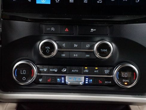 Used 2023 Ford Expedition XLT RWD image 20