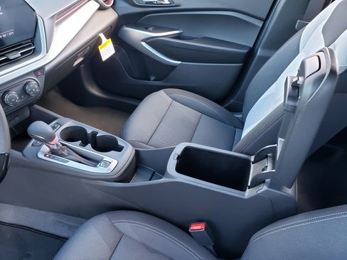 New 2026 Chevrolet Trax RS image 27