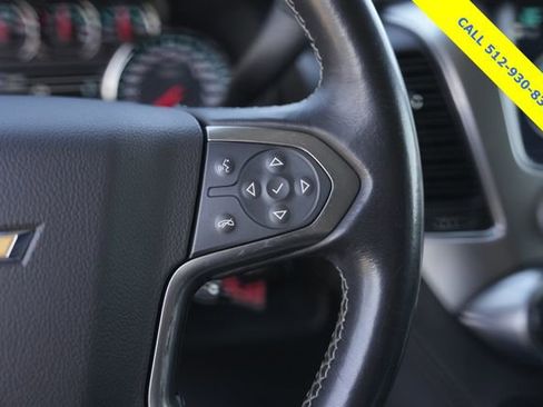 Used 2019 Chevrolet Suburban LT image 25