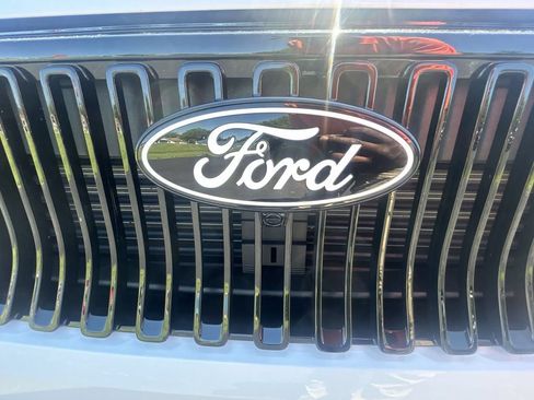 Used 2025 Ford Maverick Lobo AWD/4WD image 33