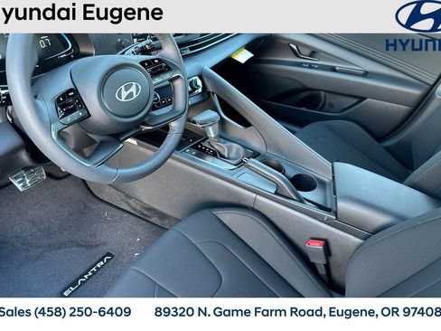 New 2026 Hyundai Elantra Sport FWD image 11