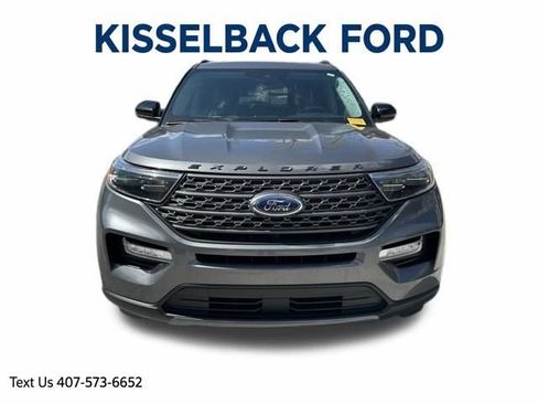 Used 2023 Ford Explorer XLT w/ Equipment Group 202A image 9