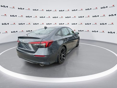Used 2025 Honda Civic Sport image 8