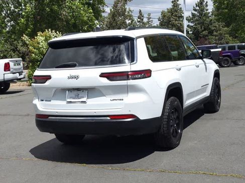 Used 2021 Jeep Grand Cherokee L Limited AWD/4WD image 8