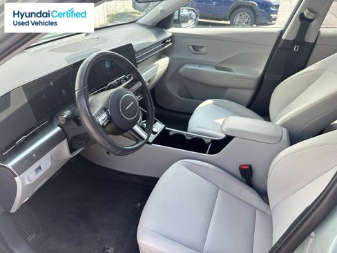 Used 2025 Hyundai Kona SEL FWD image 15