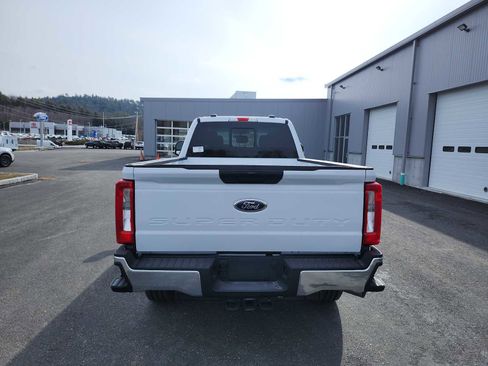 New 2026 Ford F350 XL w/ XL Chrome Package image 17