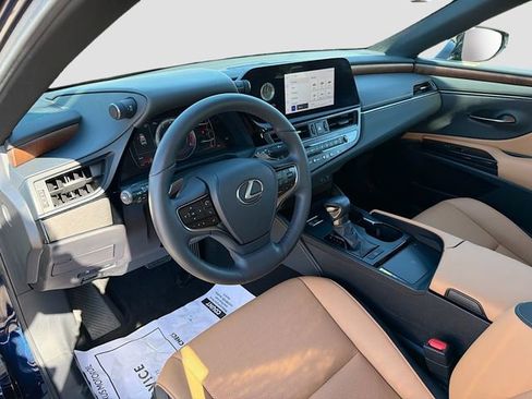 Used 2023 Lexus ES 350 w/ Premium Package image 25