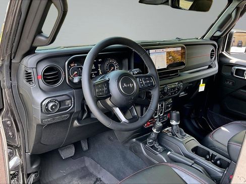 New 2026 Jeep Wrangler Unlimited Rubicon AWD/4WD image 6