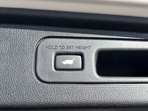 Certified 2025 Honda Odyssey Elite image 17