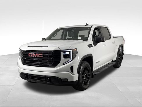 Used 2024 GMC Sierra 1500 Elevation w/ Max Trailering Package AWD/4WD image 3