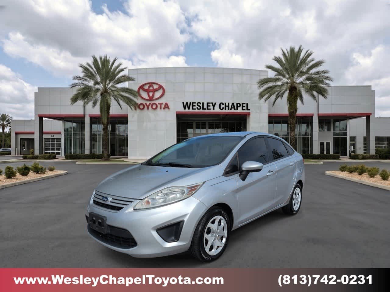 Used 2013 Ford Fiesta S FWD image 1