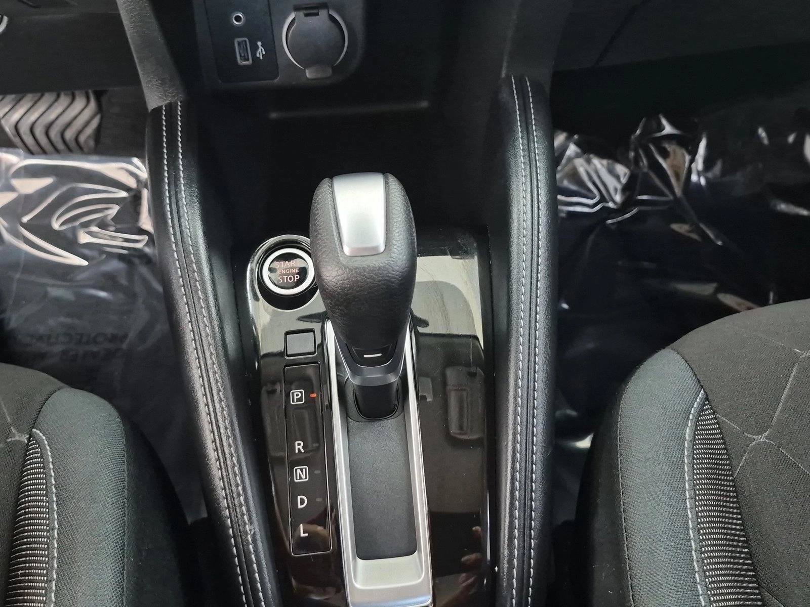 Used 2020 Nissan Kicks SV w/ Exterior Package FWD image 12
