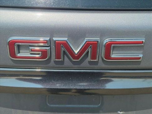 Used 2023 GMC Terrain AT4 AWD/4WD image 10
