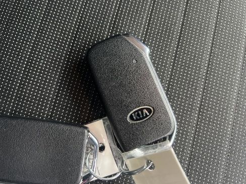 Certified 2022 Kia Sportage LX w/ LX FWD Value Edition Package image 24