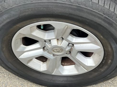 Used 2020 Toyota 4Runner SR5 image 17