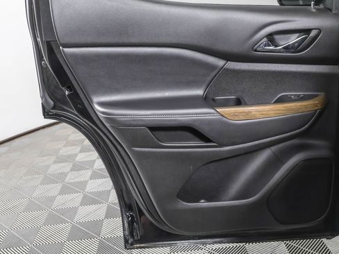 Certified 2023 GMC Acadia SLE w/ LPO, Floor Liner Package image 43