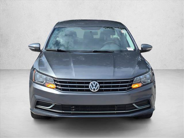Used 2017 Volkswagen Passat 1.8T S FWD image 2