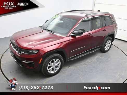 Used 2023 Jeep Grand Cherokee Limited image 26