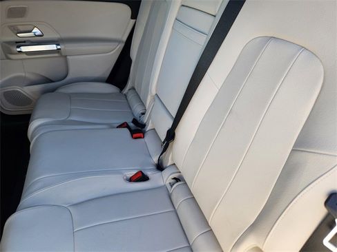 Certified 2025 Mercedes-Benz GLB 250 4MATIC image 12