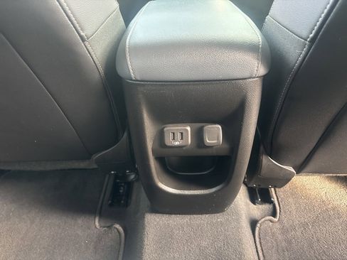 Used 2022 Chevrolet Colorado Z71 image 10