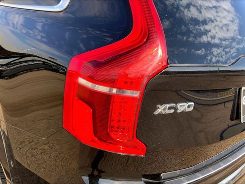Used 2023 Volvo XC90 B6 Plus w/ Protection Package Premier AWD/4WD image 29