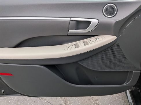 Used 2025 Hyundai Sonata SEL image 10