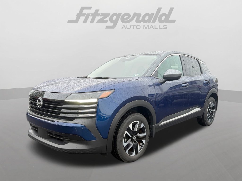 Used 2025 Nissan Kicks SV w/ Illumination Package AWD/4WD image 2