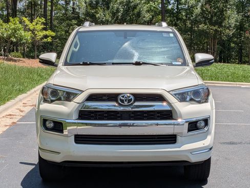 Used 2018 Toyota 4Runner Limited AWD/4WD image 24
