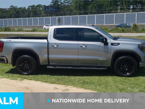 Used 2025 GMC Sierra 1500 Elevation w/ Elevation Premium Package AWD/4WD image 4