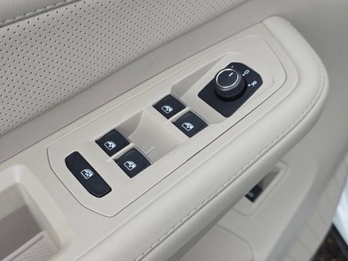 New 2026 Volkswagen Atlas SEL AWD/4WD image 28
