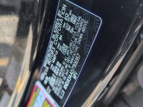 Used 2018 Kia Soul ! FWD image 32