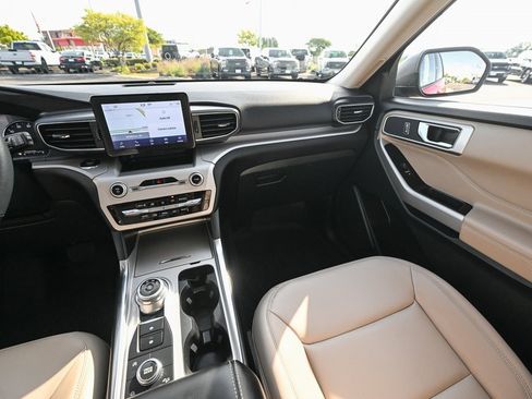 Certified 2023 Ford Explorer XLT w/ Equipment Group 202A image 34