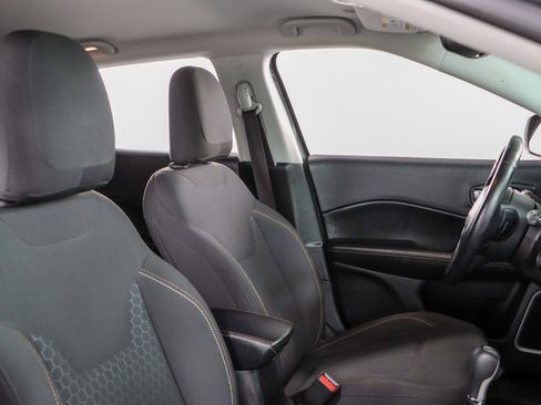 Used 2019 Jeep Compass Sport image 23