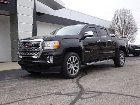 Used 2022 GMC Canyon Denali image 30