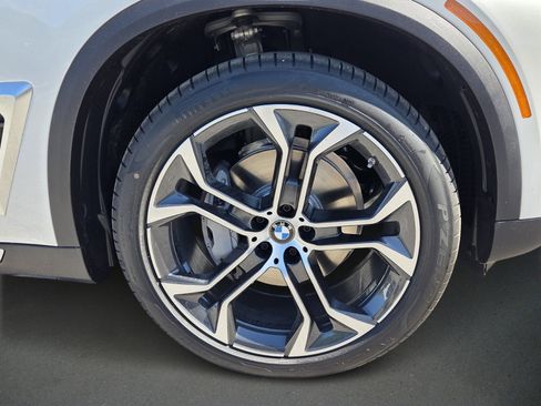 New 2026 BMW X5 xDrive40i AWD/4WD image 9