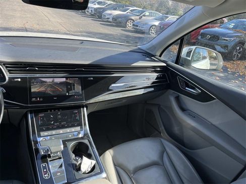 Used 2022 Audi Q7 3.0T Premium Plus image 15