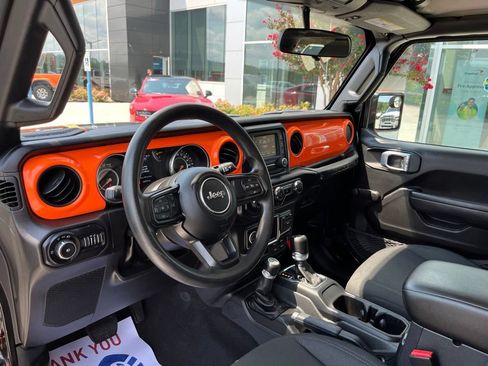 Used 2021 Jeep Wrangler Unlimited Sport AWD/4WD image 5