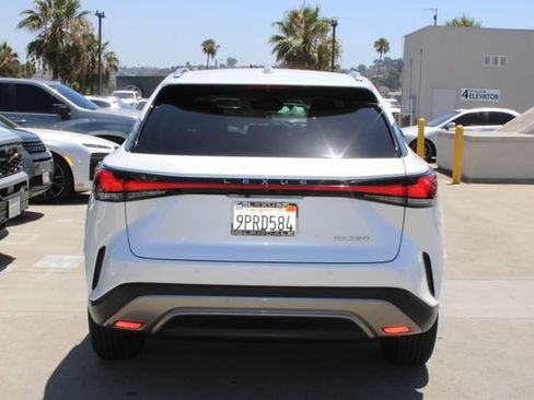 Certified 2024 Lexus RX 350 Premium w/ Convenience Package FWD image 20