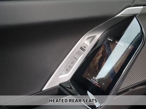 Used 2025 BMW 740i w/ Premium Package RWD image 9